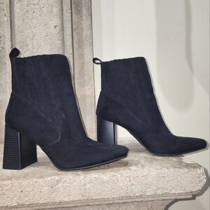 NWOB Kelly & Katie Fawne Bootie Size 9.5